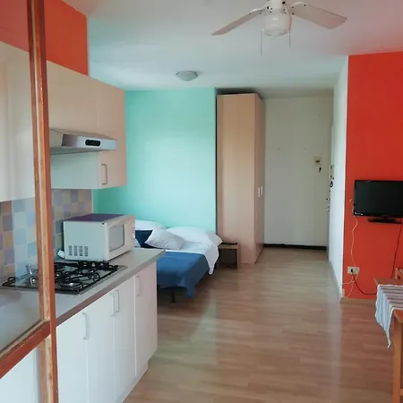 In A Poolside - Beahost Apartamento *