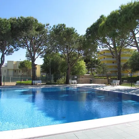 In A Poolside - Beahost Apartamento Bibione