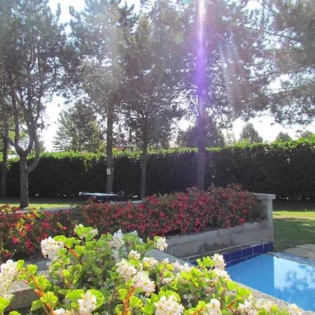 Apartamento In A Poolside - Beahost